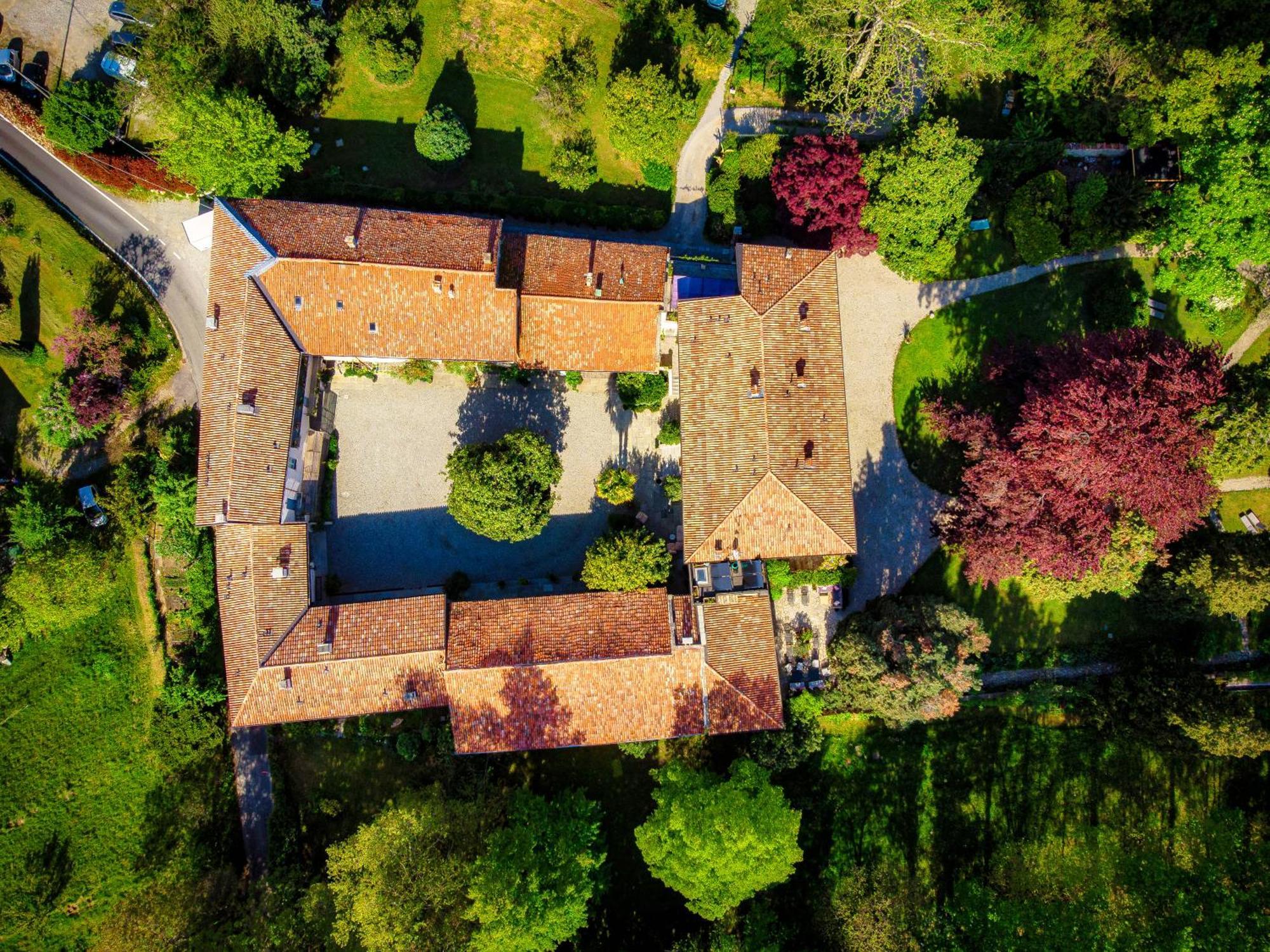 ホテル ダンデライオン コモ スイーツ アンド パーク Villa Guardia エクステリア 写真